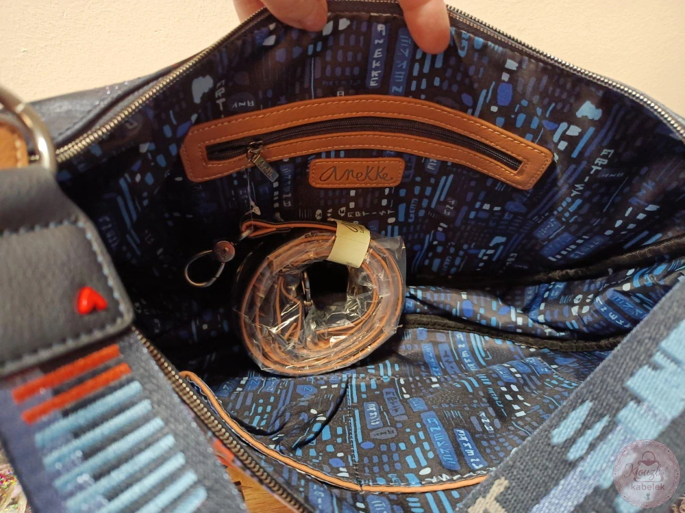 Kabelka "Anekke Kyomu Large Oval Bag"