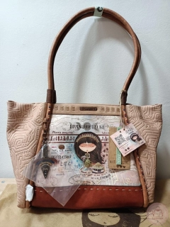 Kabelka "Anekke Menire Triangular Tote Bag"